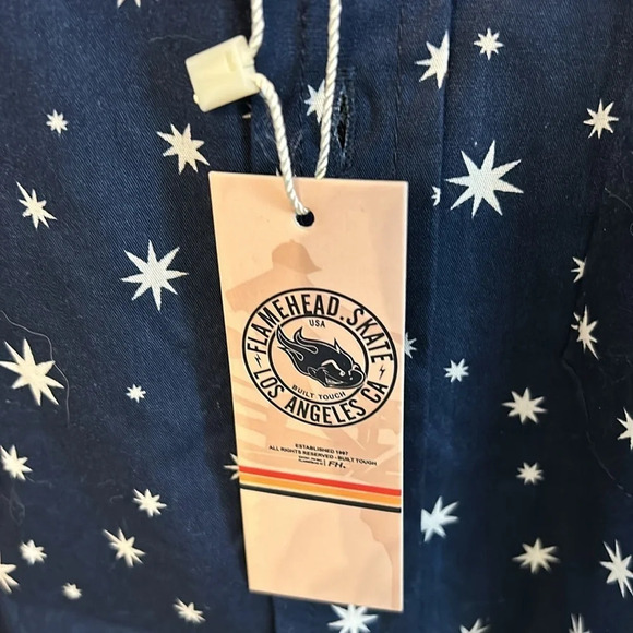 Flamehead Skate USA Buttonup Boys Teen Size 16 Navy Blue Star Print SS Shirt NWT - Picture 4 of 6